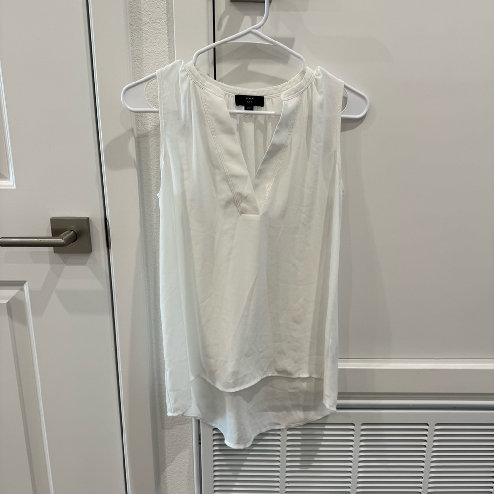 J. CREW Petite Sz XSP Elegant Sheer White Sleeveless Top Blouse V Neck